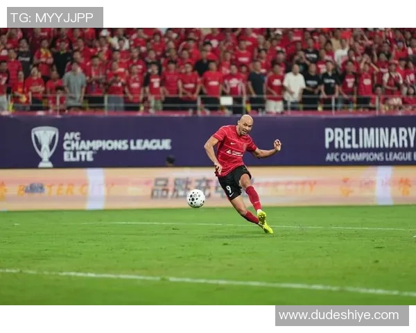 亚冠足球联赛：亚洲顶级俱乐部的荣耀与挑战之路